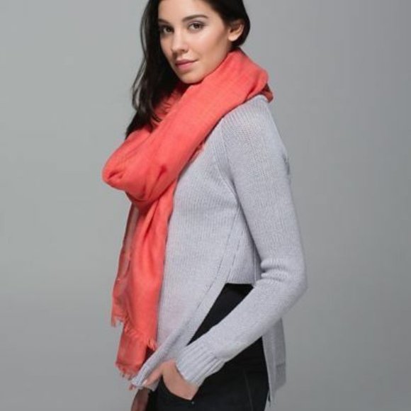 NWT Lululemon Mudra Scarf In ATPP Atomic Red Coral Orange READ - Picture 2 of 5
